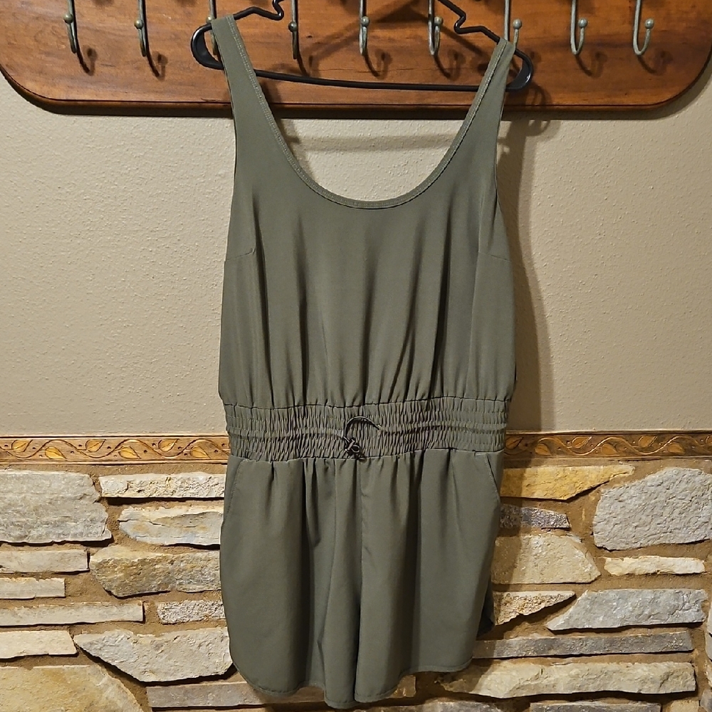 Abercrombie & Fitch Olive Green Sleeveless Romper